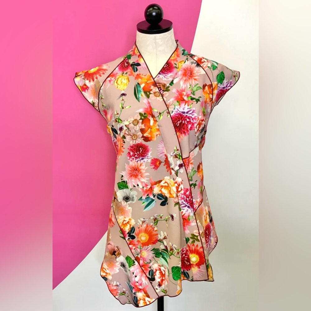 Zara Woman Floral Print Asymmetric Hem Sleeveless V-Neck Blouse Multicolor XS